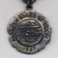          detail medal front
   