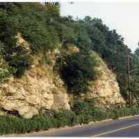          2: view north on River Road at about 6th to 7th Sts.
   