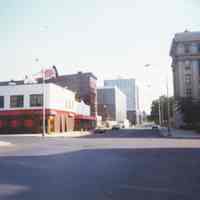 Color photo of The Clam Broth House at River and Newark Sts., Hoboken, June 1975.