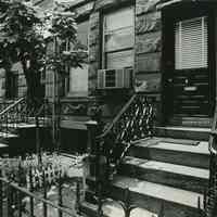          B+W photo of the front of brownstone home at 912 Bloomfield St., Hoboken, N.J., no date (ca. 1968-1972). picture number 1
   