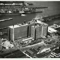 B+W aerial photo of Standard Brands building (Lipton Tea), 15th & Washington Sts., Hoboken Division, July 20, 1951.