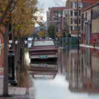          121031-5225-sandy-car(sterneslaven)
   