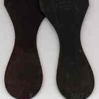          back of tongues: note blind stamp on back one (right): Sharpen on the edge
   