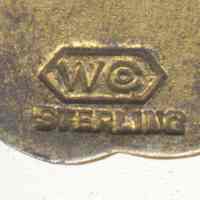          detail reverse maker's mark
   