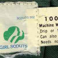          labels sewn in jacket neck
   