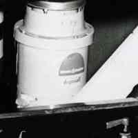          detail center of disposal unit being tested
   