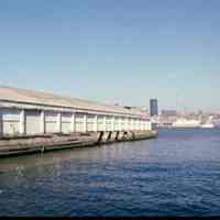          Digital video disk: Hoboken's Maxwell House Coffee Factory. A film by Sara Winter. Hoboken 2007. picture number 31
   