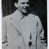          2: Frank Sinatra, exterior, coat and scarf
   