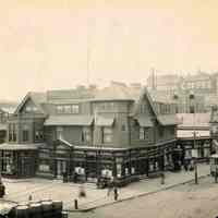 Sepia-tone photo of Duke