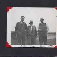          42: Bror. Mar. Far. 1929
   