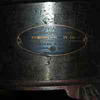          detail base makers plate
   
