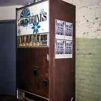          03 soda vending machine
   