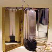          lamp open with cord
   