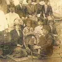          detail of Kirchgessner family group with identifications
   