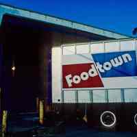          08 Foodtown
   