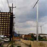          5: north end of former shipyard site; Lipton Tea to left
   