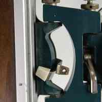          detail protracter at tracl; patent number; missing knob
   