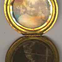          locket interior photos
   