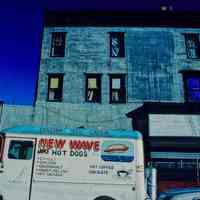          04 New Wave Hot Dogs truck
   