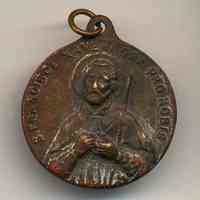          pendant 2, side 1: S. Francisce Xaveri Ora Pro Nobis
   