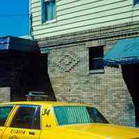          18 Michael's Pub
   