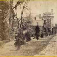          detail left image, enhanced
   