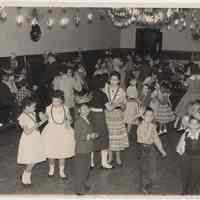          Padilla2-14-2 Baile Infantile 12-15-1957 v
   