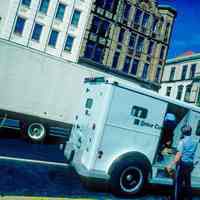         08 armored truck
   