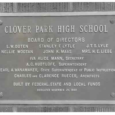 Clover Park High School plaque with names of Board of Directors and contributors