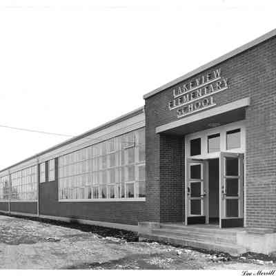 Close up shot of Lakeview Elementary School new edition with unfinished front courtyard