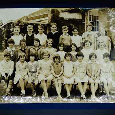 4th Grade Class photo at Park Lodge School (1932)
