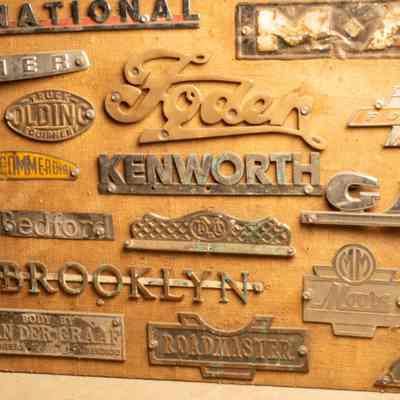 Board of commercial vehicle badges