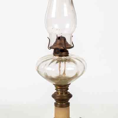 Oil lamp