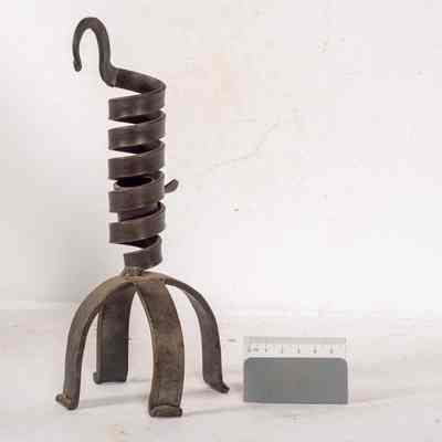 Candle Lifter