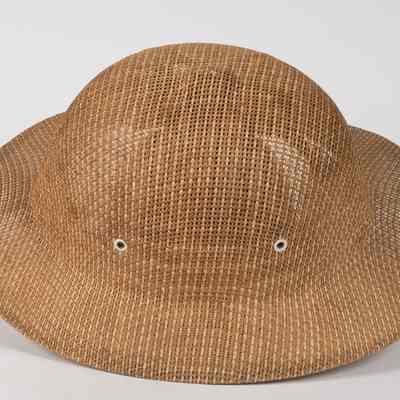 Safari hat