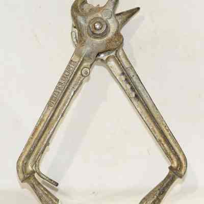 Wire strainer