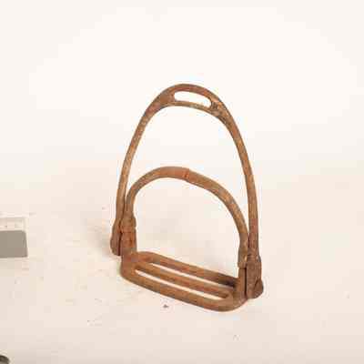 Stirrup