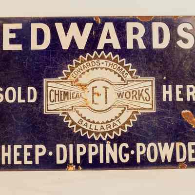 Enamel sign