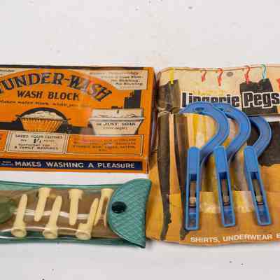 Lingerie Pegs