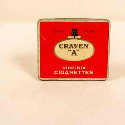 Tobacco tin