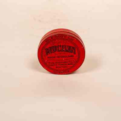 Fishing line oil