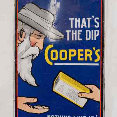 Enamel sign