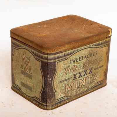 Confectionary tin