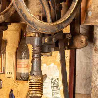 Shearing overhead gear