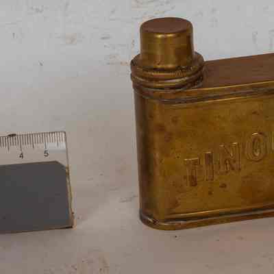 Handheld Wick Fed Light
