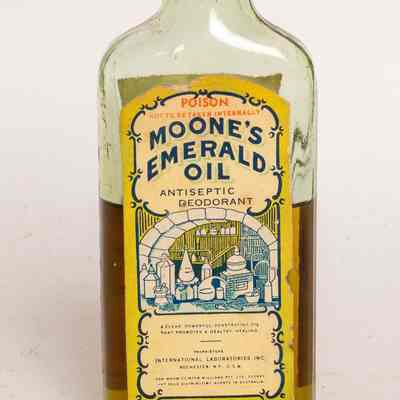 Nuance Emerald Oil Antiseptic and Deodorant.