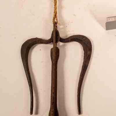 Anchor String Dispenser