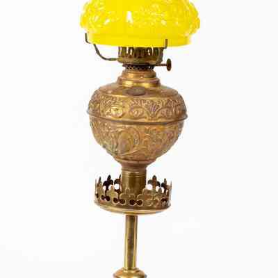 Oil lamp