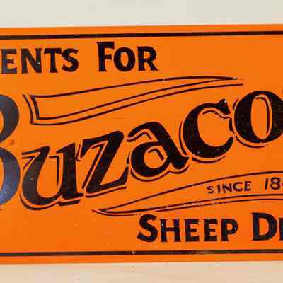 Tin Sign