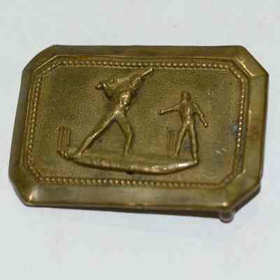 Cricket Buckle